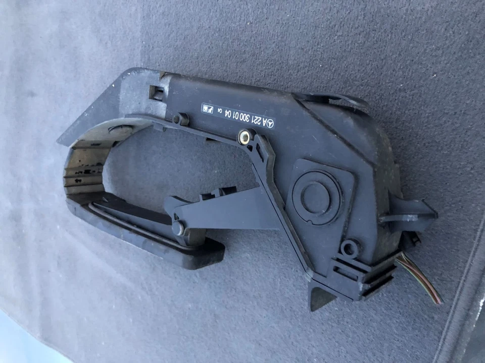 (2010-2013) Mercedes-Benz W221 S550 S600 S400 CL550 CL600 gas pedal ACCELERATOR - Image 1 of 1