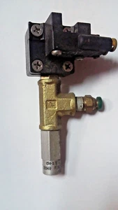 PIAB 31.16.014 VACUUM SWITCH w/ FESTO ISV-1/8 N902 QUANTITY!! WOW!! - Picture 1 of 3
