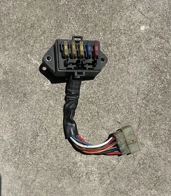 Caja de fusibles Triumph Adventurer 900 1995 a 2004 Foto 1 de 2