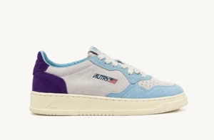 ZAPATILLAS DE LUJO MEDALLISTA BAJAS TRICOLOR EN GAMUZA COLOR PATRIDGE/MAUVE AULW TS02 - Imagen 1 de 6