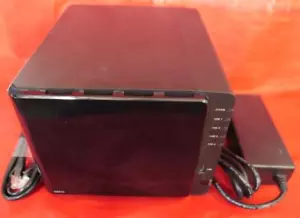 Pacchetto HDD Synology DS413 Diskless Qtà 4 2TB con adattatore di alimentazione cavo Ethernet - Foto 1 di 1