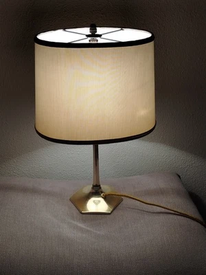 Rare lampe fin 19e siècle de L.Parvillée - Photo 1/4