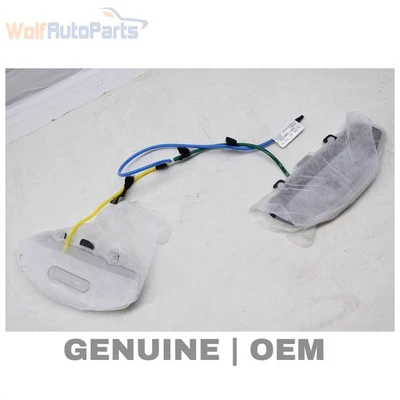 PORSCHE PANAMERA GTS 970 - Front Right Lumbar SEAT Support AIR Cushion Assembly - Image 1 of 4