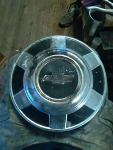 1973-1987 Chevy Squarebody C10 1/2 Ton Truck Factory OEM Dog Dish Hubcaps - Picture 1 of 9
