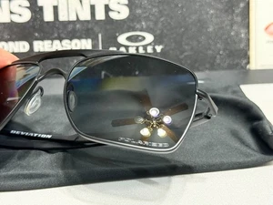 Oakley Deviation Matte Black w/ Grey Polarized - SKU# 4061-11 / April 2012 NOS - Bild 1 von 21