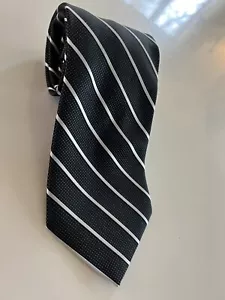 Claiborne Silk Stain Resistant Stripe Neck Tie Black White 60" x 4" Excellent - Picture 1 of 6
