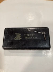 Caja Liberty Bond Metal Negro Y LLAVE - ¿Buen Estado De Colección Segunda Guerra Mundial? - Imagen 1 de 7