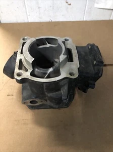 Kawasaki KX125 1984 OEM NOS cilindro #11005-1351 nuevo pero antiguo - Imagen 1 de 10