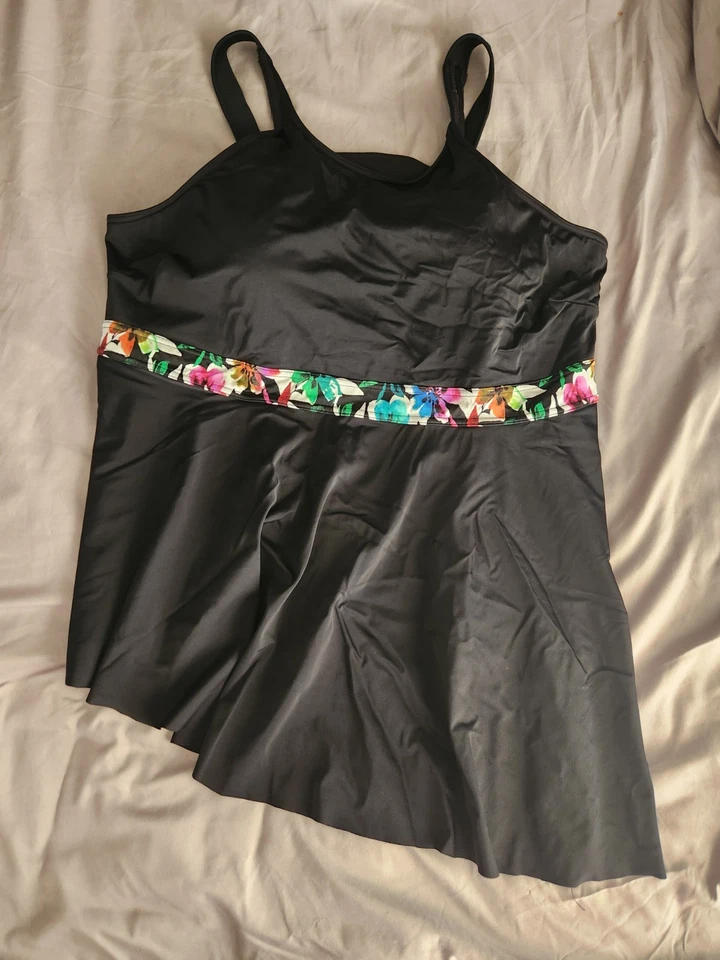 Women's Plus Size 22W Swim Tankini Top - Image 1 of 1