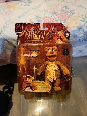 Jim Henson's Muppets Palisades The Muppet Show Fozzie Bear novo na caixa frango de borracha - Imagem 1 de 2