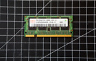 Hynix 2GB PC2-5300 DDR2-667MHz SO-DIMM Laptop Ram Stick