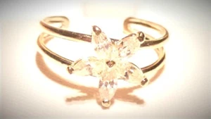 10K YELLOW GOLD ADJUSTABLE CUBIC ZIRCONIA FLOWER TOE RING-GIFT BOX-FREE SHIPPING - Picture 1 of 9