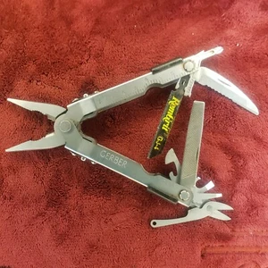 🔪 Gerber Multi Tool Needle nose MP600 Pro Scout with 5 Saw Blades Scissors read - Picture 1 of 17