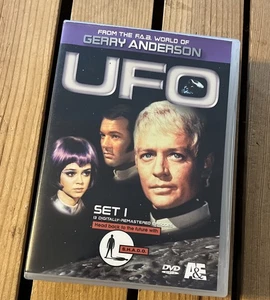 UFO - Set 1 (DVD, 2002, 4-Disc Set) - Imagen 1 de 6