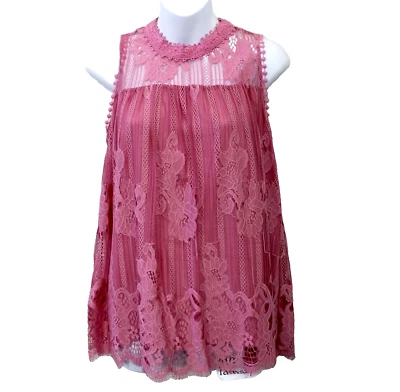 Blusa Xhilaration Sin Mangas Bordada Encaje Cuello Simulado Talla S Malva Nueva con Etiquetas Foto 1 de 4