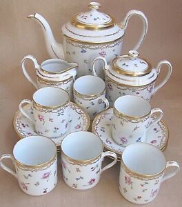 LIMOGES PORCELAIN COFFEE SERVICE FOR 6 SCATTERED FLOWERS & PINK ROSES (Ref8311)