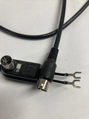 PANASONIC VCR TV 300 / 75 Ohm Coax Antenna Cable 4ft VSQS0215  Japan - Image 1 of 3