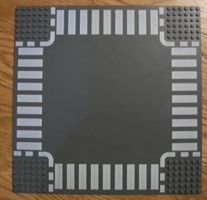 LEGO #44343px3 32 x 32 6 stud 10" x 10" BASEPLATE - Crossroad w/ crosswalk lines - Picture 1 of 2