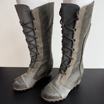 Botas impermeables Sorel para mujer 8 Cate The Great Wedge gris carbón con cordones altas Foto 1 de 4