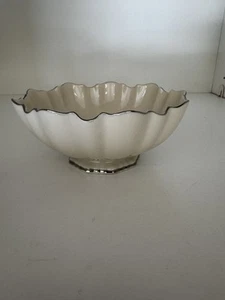 Lenox Symphony Ivory Porcelain Footed Bowl with Silver Trim Scalloped 6” - Picture 1 of 3