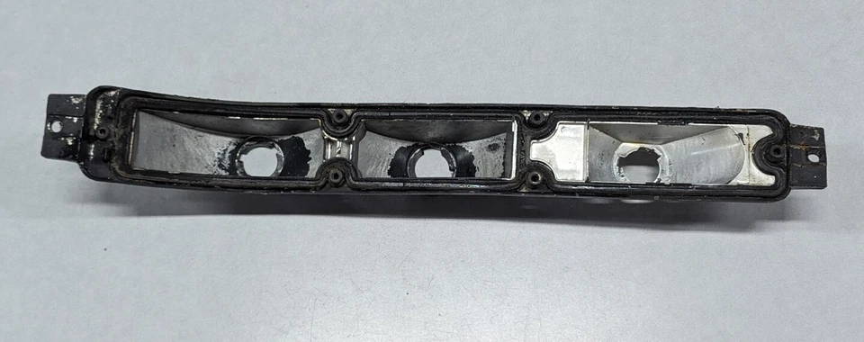 CARCASA LUZ TRASERA 70 BUICK SKYLARK/GS 1970 Foto 1 de 4