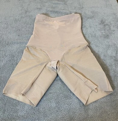 HoneyLove Women's Superpower Sculpt Wear High-Waist Short Sand Size Medium - Image 1 of 4