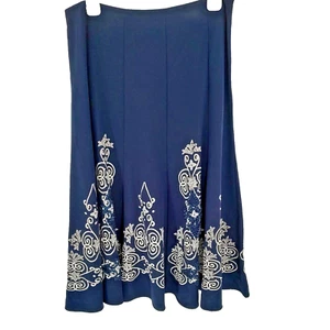 Sunny Leigh Woman Dark Blue Full Gusset Skirt Size 10 Embroidery design Side Zip - Picture 1 of 12