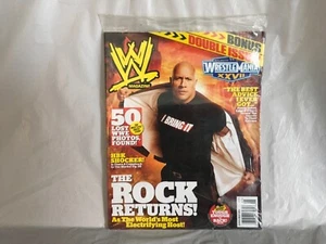 THE ROCK WWE Wrestling Magazine April/May 2011 Sealed In Bag WRESTLEMANIA - Imagen 1 de 2