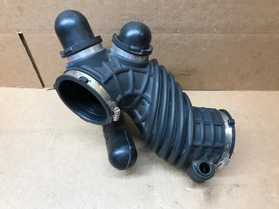 Saturn Vue 2008 3,6 L motor filtro de aire salida conducto admisión manguera tubo 96445428 Foto 1 de 4