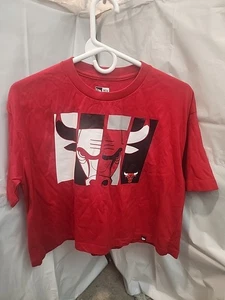 NEW ERA CHICAGO BULLS T-SHIRT CROP  TOP 100%  cotton red SIZE - S - Picture 1 of 5