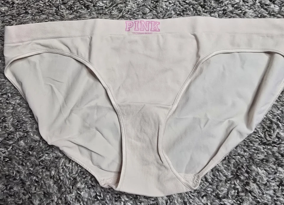 NOVA Calcinha de Biquíni Victoria's Secret VINTAGE ROSA Yoga Sem Costura MÉDIA - Imagem 1 de 4