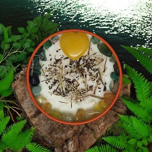 Vibrant Harmony Candle with Citrine, Yellow & Green Jasper - Optimism & Clarity - Picture 1 of 2