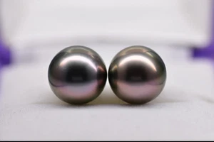 Pair of 8-9mm natural tahitian genuine black peacock pearl half drilled - Picture 1 of 1