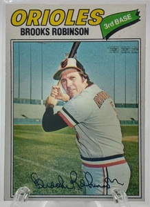 1977 Topps MLB # 285 Brooks Robinson Orioles - Foto 1 di 2