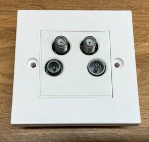 Kauden Quadplex Socket Module in Faceplate TV/Radio Twin Satellite Outlet Plate - Picture 1 of 3