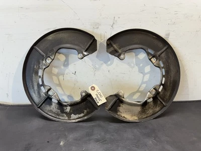 Escudos de freno traseros Porsche 944 Foto 1 de 3