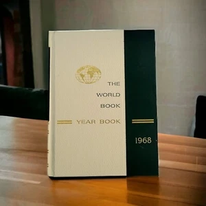 Vintage World Book Year Book 1968, Review Of 1967, Encyclopedia Supplement - Bild 1 von 21