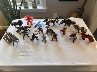 Papo Schleich Medieval Fantasy Figures 18-piece Lot - Excellent Condition - Image 1 of 4