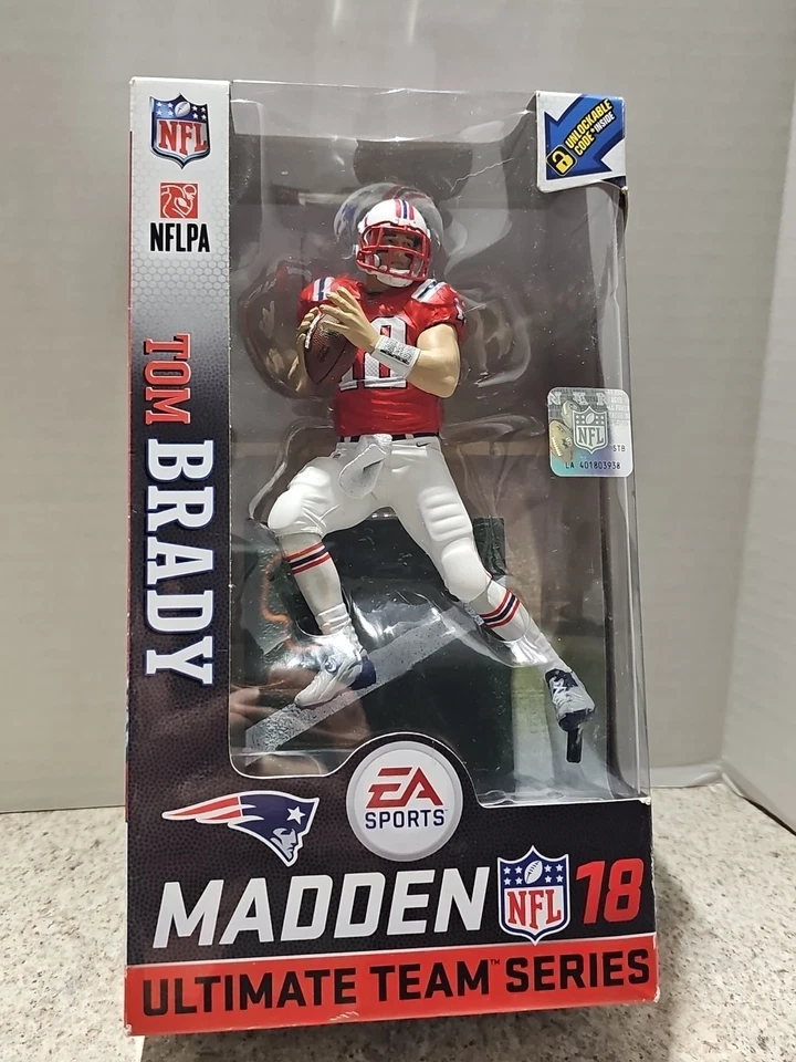 Camiseta deportiva roja Chase Var. EA Sports Madden NFL 18 New England Patriots Tom Brady #12 Foto 1 de 4