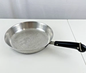 Revere Ware 1801 Copper Bottom Stainless Steel 9 Inch Skillet Clinton - Picture 1 of 9