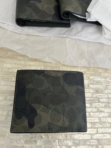 Coach Men’s 3 In 1 Wallet In Signature Camo Print CW232 Dark Shamrock Multi - Picture 1 of 11