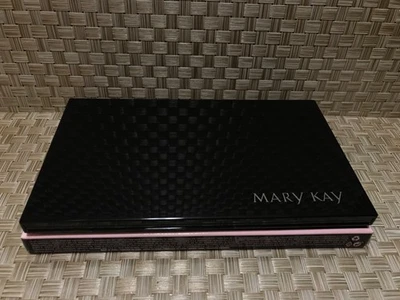 mary kay pro palette - Image 1 of 2