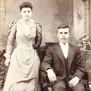 Crawfordsville,IN Antique Cabinet Card Photograph Handsome Man Pretty Woman Wife - Picture 1 of 10