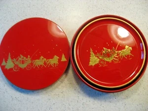 Vintage Schachtel mit 6 Otigari Urlaub Getränk Untersetzern - rot mit Gold Pferdekutsche - Bild 1 von 9