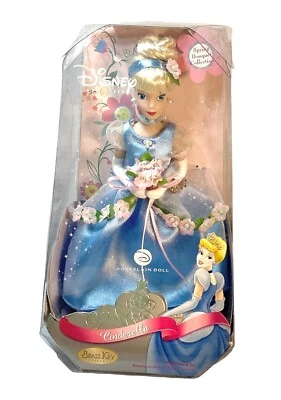 Disney Cinderella 8” porcelain doll Brass key keepsake spring bouquet collection - Image 1 of 4