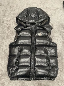 Moncler Men's Bormes Hooded Down Vest Size 1 (Small) NFC Scan With Dust Bag - Picture 1 of 17