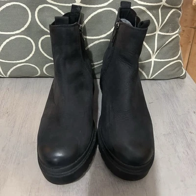 Caprice Leather Nubuck Ankle Boots Black Zip Comfort Sole Velvet Lining UK5 - Image 1 of 4