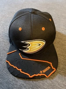 NHL Anaheim Ducks HatOrange Black OSFM Adjustable Ships Free Arena Exclusive - Picture 1 of 14