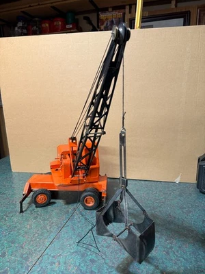 De colección Unit Crane & Shovel Corp Charles Doepke Model Toy Co. 1949-1954; naranja Foto 1 de 4