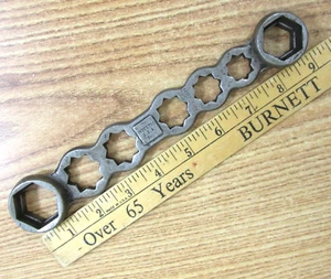 INDESTRO No 410 WRENCH AUTOMOTIVE DRAIN PLUG WRENCH USA - Picture 1 of 5